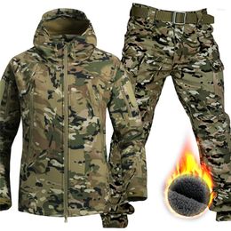 Hommes Survêtements Manteaux Multi Poches Vestes D'hiver Pour Hommes Camouflage Salopette Armée Tactique Costume Imperméable Vêtements