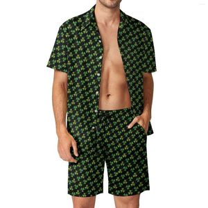 Survêtements pour hommes mignon Shamrock Print hommes ensembles St Patricks Day Shorts décontractés extérieur chemise ensemble Hawaii graphique costume à manches courtes grande taille