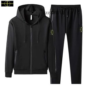 Chándales para hombres Diseñador y primavera otoño para hombre Moda de piedra Chaqueta de isla clásica Traje deportivo casual sólido es pieza de tierra con cremallera con capucha Top 4xlkgotIIJI