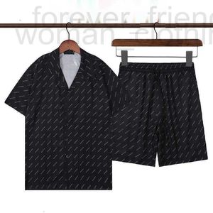 Tracksuits Designer Designer Designer voor heren Volledig afdrukken Shirt met korte mouwen en shorts Set Loose Casual Men's Outerwear Home Pyjama's 60mi PKG1