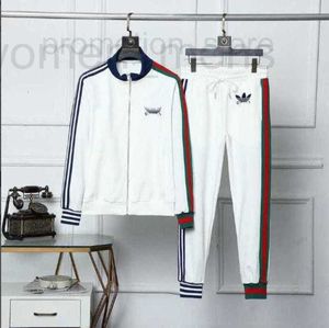 Tracksuits voor herenontwerper Opai Sports and Leisure Suit Autumn New Ribbon Men's Cardigan Two-Piexa92 IH3E