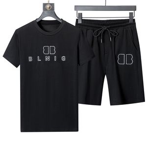 Survêtements pour hommes Designer T-shirts Shorts pour hommes femmes lettres broderie été décontracté manches courtes doux épais t-shirt streetwear survêtement 2