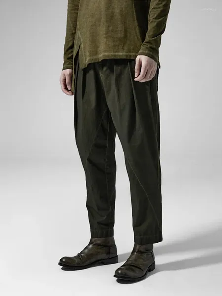 Chándales para hombre Pantalones cortos de sal de algodón con diseño deconstruido de color verde teñido sucio