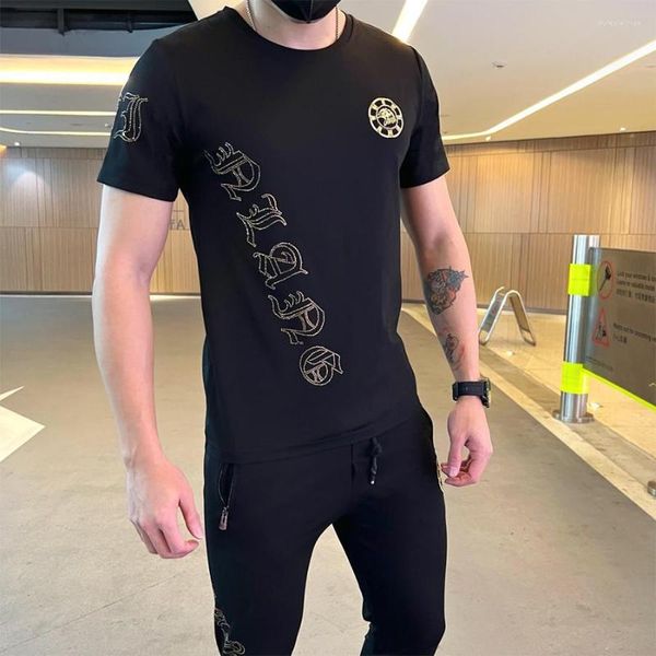 Chándales para hombre Drill 2 uds chándal Jogger pantalón traje Casual manga corta sudadera Streetwear letras diamantes de imitación hombres conjunto calle