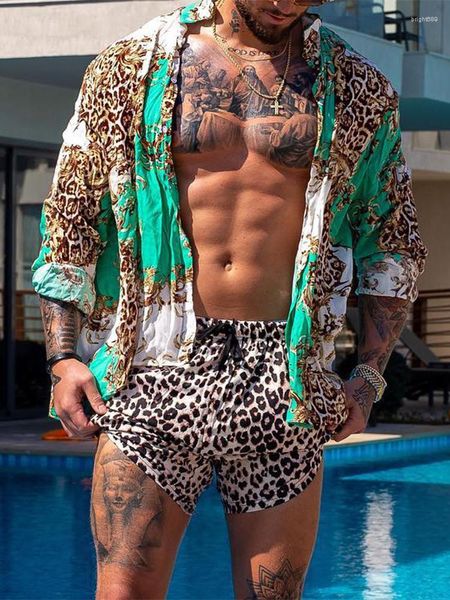 Conjunto de dos piezas con estampado de leopardo para hombre