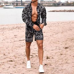 Survêtements pour hommes Mode Hommes Ensembles Été 2021 Revers Imprimer Chemises à manches longues Pantalons courts Casual Jeunes Slim Beach Costume Tendance M252p