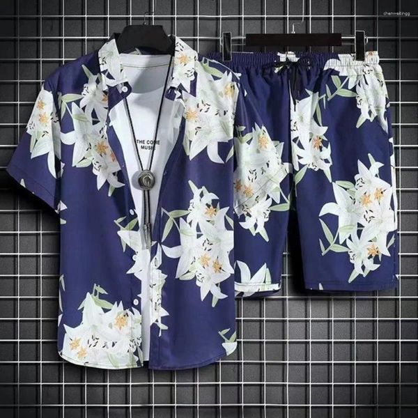 Conjunto de pantalones cortos de camisa estilo hawaiano de chándal para hombre con estampado de hojas tropicales de corte relajado y elástico