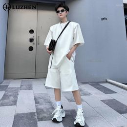 Contulaires masculins Luzhen Mesh Splicing Design élégant à manches courtes T-shirts en deux pièces Fashion Handsome Coréen Straight Shorts LZ3418