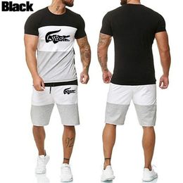 Survêtements pour hommes Hommes Mince Sportswear Bodybuilding Rayé À Manches Courtes Shorts Ensembles Mâle Été Mode Couleur Correspondant Costumes De Sport Streetwear 230506