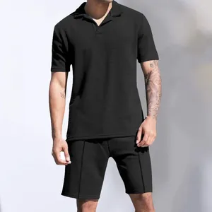 Tracks Trackssits Men T-shirt short set Tenue d'été avec la taille élastique à col en V