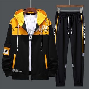 Tracksuits voor heren Men Tracksuits 2 -delige zweetpakken Heren Zipper Cardigan Printing Sweatshirts Sweatshirts Sets Student Echtgenoot sportkleding 220826