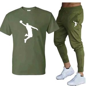 T-shirt pour hommes et pantalons de jogging pour hommes Hip Hop Coat Hip Hop Marque décontractée, c'est-à-dire dans l'été chaud Q240527