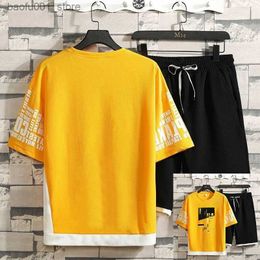 Survêtements pour hommes Survêtements pour hommes Été Shorts décontractés Ensembles Tendance Impression T-shirt 2 pièces Costume Mode Sportswear Survêtement M-4XL 221208 Q240228