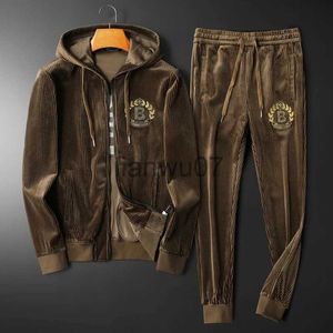 Chándales para hombres Minglu pleuche sports casual Conjuntos para hombres Otoño Invierno Manga larga con capucha Hombre Sudaderas Cintura elástica Hombre Pantalones Chándales J231117