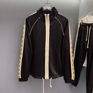 Suisses de survêtement masculines Nouveaux concepteurs sportifs Sports Classic Reflective Webbing Zipper Veste de survêtement en vrac Men des femmes définies