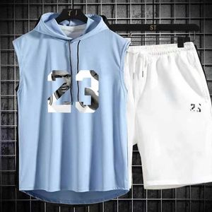 Suits-survêtements masculins T-shirt décontracté à deux pièces pour hommes Summer Mens Set Sportswear Fashion Capuladé à manches courtes Q2405010