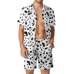 Suisses à parcours masculines Spot Men Sets Dots Animal Imprimez une chemise décontractée et des shorts de plage Summer Retro Suit à manche plus courte plus taille