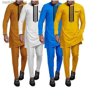 Parcours masculins Été 2023 Nouvelle dashiki National Dress African Mens Top imprimé et pantalon Suit Robe de mariée Sunday Prayer Casual Slim Suit Q240528