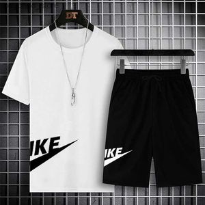 Survêtements pour hommes Vêtements d'été pour hommes Deux pièces Ensembles Hommes Survêtement de sport Hommes Imprimer Ensembles à manches courtes T-shirt pour hommes + Shorts Fitness Sportswear Q240314