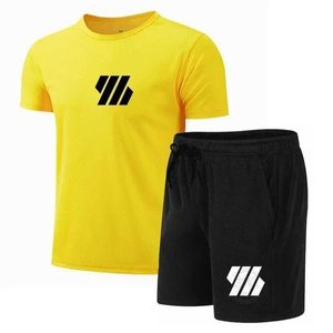 Parcours masculin Suit Sumy Sports Casual Sports Mens T-shirt à manches à manches + shorts en deux pièces Elastic Brepwant Trains Suit S-4XL J240510