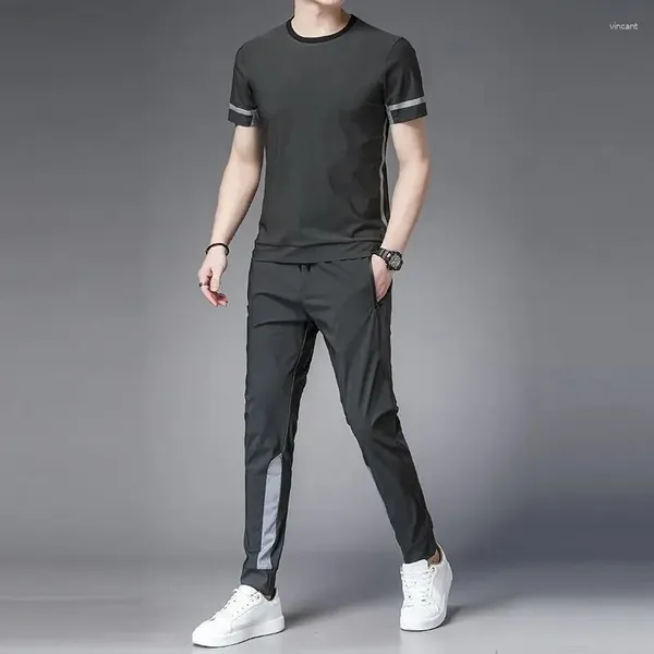 Chándales para hombres Chándal Ropa deportiva Conjuntos de pantalones Ropa gris Camiseta para correr Hombre Sin logotipo Trajes deportivos Moda Top Verano Regular Fit Slim