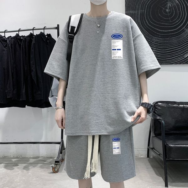 Survêtements pour hommes Costume de sport blanc T-shirt pour hommes Shorts Ensemble 2 pièces de Harajuku Vêtements de rue sud-coréens Motif créatif Shorts pour hommes 230530