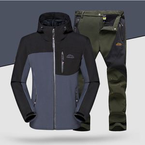 Suisses de route pour hommes Veste et pantalon de la coque douce d'hiver et pantalon extérieur de ski