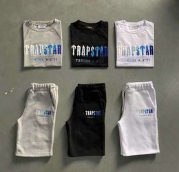 Conjunto de camiseta trapstar masculina, agasalho com letras bordadas, manga curta, shorts de pelúcia, movimento atual 068