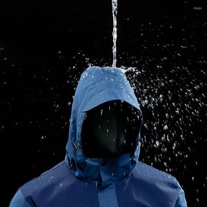 Trenchs d'hommes 2022 Automne et hiver Couple Outfit Veste imperméable à l'eau Veste à capuche respirante pour hommes Aventure Femmes