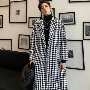 Trenchcoats voor heren Herfst Winter Lang windjack Koreaanse mode Dikke temperament Houndstooth wollen jas Herenriem Slanke trenchcoat 231121