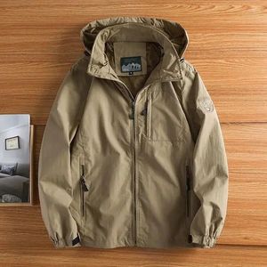Bomber à trenchs masculin Veste 2024 Military Tactical imperméable Windbreaker Multi-Pocket Outdoor Casual Spring Au automne