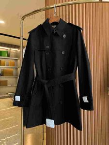 Trenchs pour hommes Trench-coat de créateur classique! Mode Angleterre Couleur Unie Courte Ceinture Double Boutonnage Veste Kaki Homme S-XXL Burb BVIQ