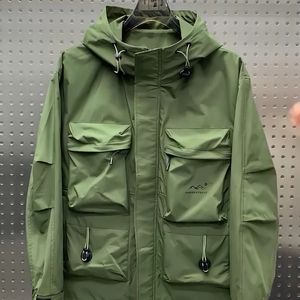 Trenchs Hommes Hommes Bomber Veste À Manches Longues À Capuche Trench-Coat Militaire Tactique Veste Automne Hiver Manteaux Extérieur Fermeture Éclair Poches Imperméables 231027