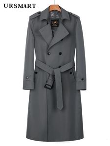 Trenchcoats voor heren Superlang windjack Britse trenchcoat voor heren met dubbele rij knopen Middengrijze lange jurk lente en herfst over de knie mode thi 231130