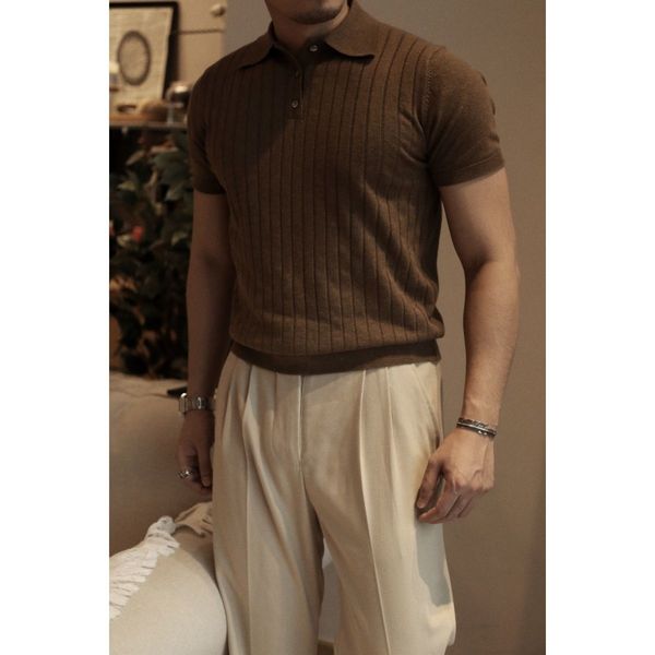 T-shirts pour hommes Polo tricoté à manches courtes Tshirt Office Business Knit American Retro Kaki T Tops Streetwear Top d'été 230419