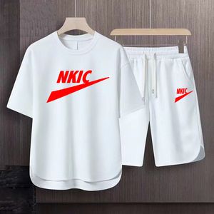 T-shirt à manches courtes à manches courtes à deux pièces pour hommes et shorts lâches