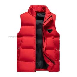 Vente de gilet pour hommes Europe États-Unis Automne / Hiver Down Hommes et femmes Vêtements d'extérieur Épaissir les vestes chaudes d'extérieur Manteaux de créateurs multi-poches Bawei963