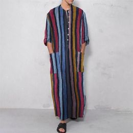 Mannen Vesten 2021 Heren Arabische Moslim Jurken Lange Abaya Kaftan Islamitische Mode Streep Patchwork Shirts Etnische Kleding Dress253D