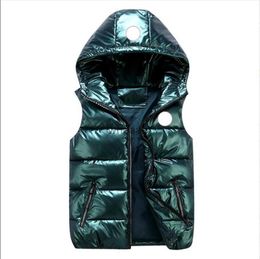 Chalecos para hombres Moda Ropa de invierno Chaquetas de plumón Parka clásica Ropa de mujer Ropa deportiva Gabardinas Vestidos de diseñador Suéter Camisas HKD230918