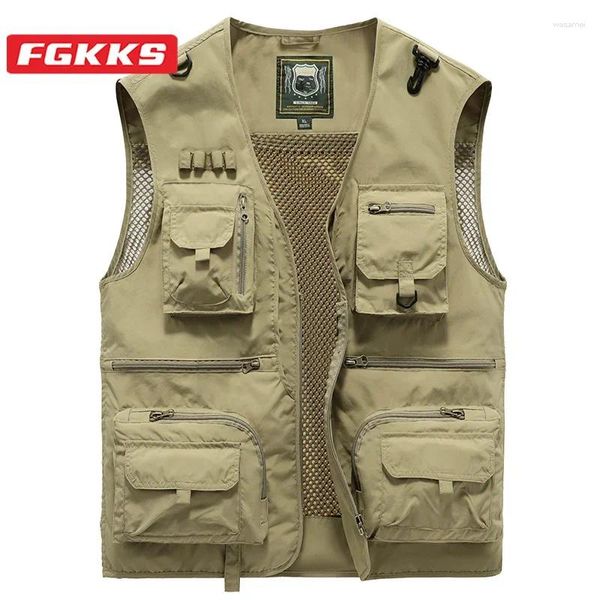 Vailes masculines FGKKS 2024 OUTDOOOR CONCUTHER VILET COTTON Large Pocket Slim-Fit Coat High Quality Design Street Wear Men