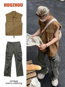 Gilets pour hommes Houzhou Vintage Cargo Vest Mâle Rétro Été Sans Manches Hommes Japonais Streetwear 231010