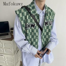 Gilets pour hommes Mafokuwz Japon Vintage Retro Vest Damier Plaid Chemise sans manches Hommes Vert Design Gilet Niche Revers Undershirt 230420