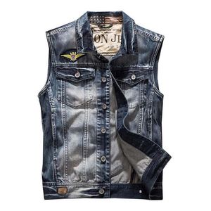 Mcikkny Mannen Vintage Gewassen Denim Vest Multi Zakken Cargo Motorfiets Jeans Vesten Voor Mannelijke Lente Autumn2025