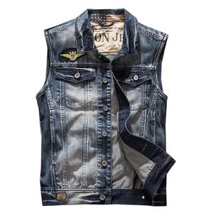 Gilets pour hommes Hommes moto Denim gilets vestes mode mâle Slim Fit Denim manteaux gilets Style Punk plusieurs poches Jeans gilet taille 6XL 230908