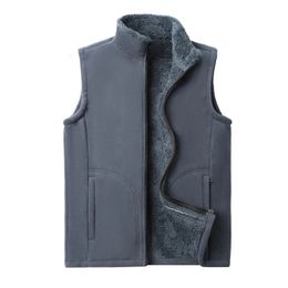 Gilet da uomo Plus Size Cashmere Uomo Gilet senza maniche Giacche Moda Lana Uomo Cappotti imbottiti in cotone Gilet caldi Abbigliamento 8XL 231115