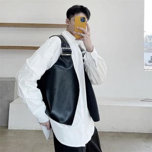 Hommes gilets en cuir PU noir gilet 2023 printemps été japon marée casual sans manches Cool Locomotive gilet mâle