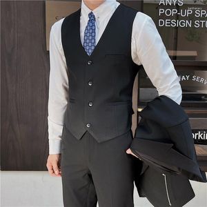 Gilets pour hommes robe de mariée de haute qualité design de mode mince costume sans manches gilet gris noir haut de gamme affaires formelles