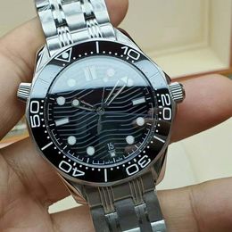 Montre pour hommes céramique cercle bouche luxe caoutchouc professionnel résistant à l'eau cadran bleu saphir automatique Watches219N