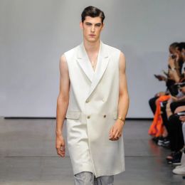 Gilet droit blanc pour hommes, nouveau spectacle de printemps 2022, sans manches, col Bermuda, Double boutonnage, Slim