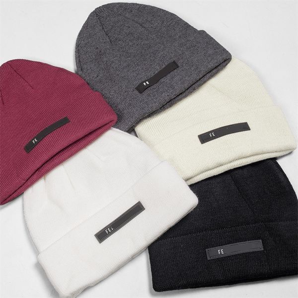 Bonnets de luxe en laine tricotée pour hommes et femmes, chapeau de Ski unisexe, décontracté, mode plein air, chapeaux de Couple de haute qualité, hiver